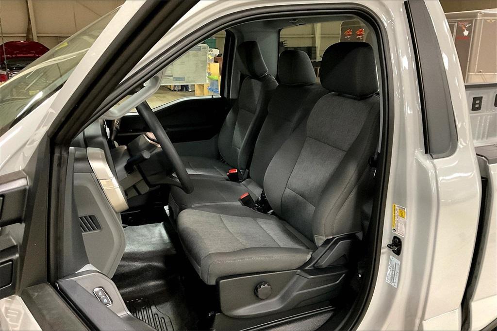 new 2025 Ford F-250 car, priced at $46,429