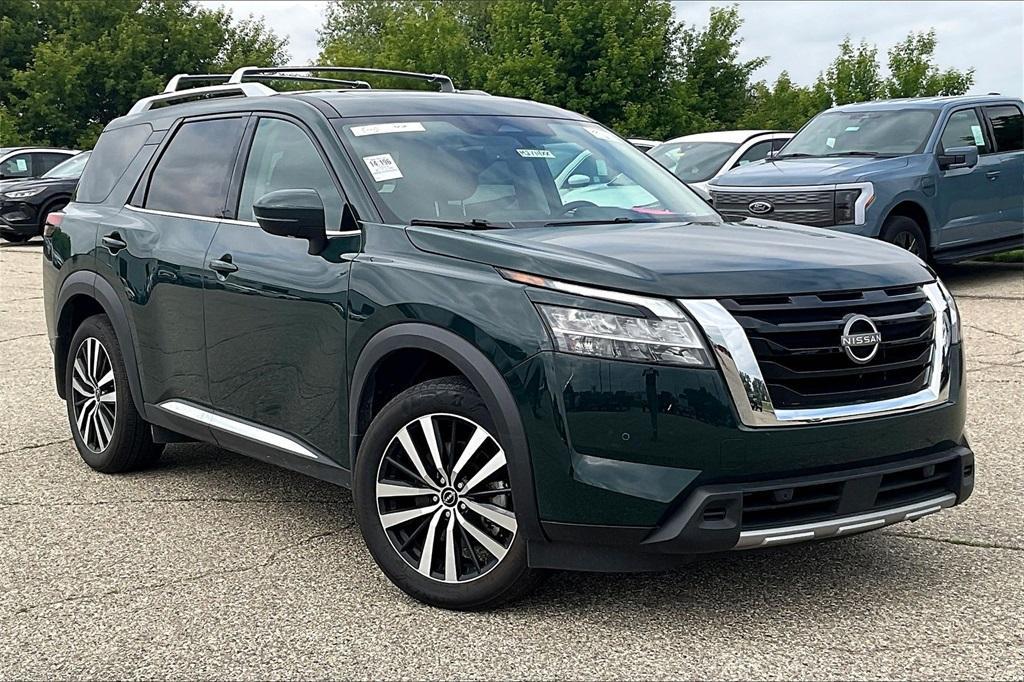 used 2024 Nissan Pathfinder car, priced at $45,998