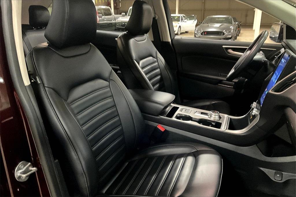 used 2024 Ford Edge car, priced at $23,938