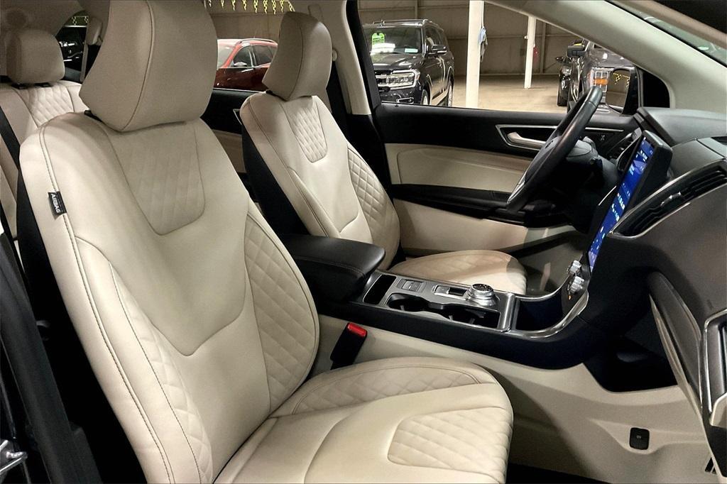 used 2024 Ford Edge car, priced at $32,192