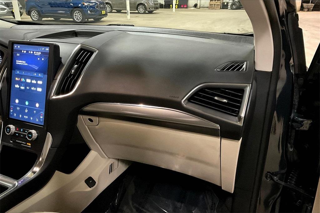 used 2024 Ford Edge car, priced at $32,192
