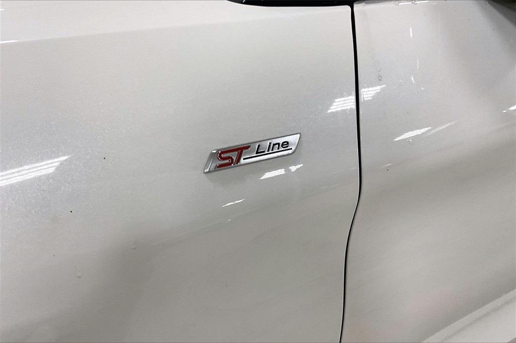 used 2025 Ford Explorer car, priced at $39,949