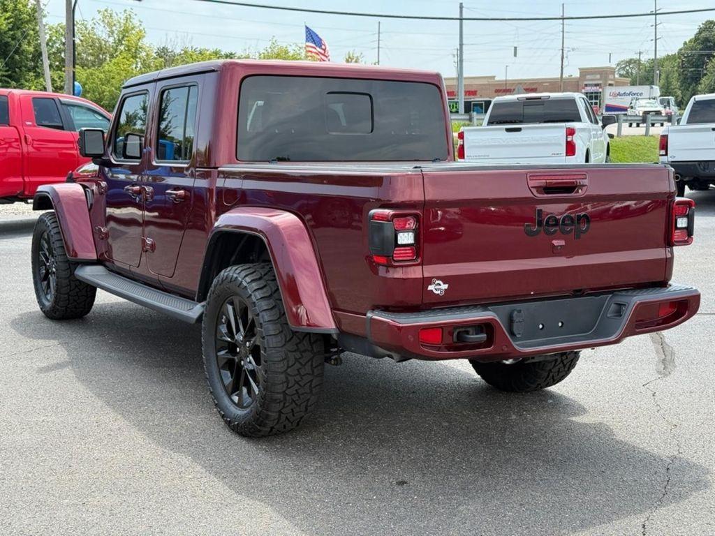 used 2021 Jeep Gladiator car, priced at $38,388