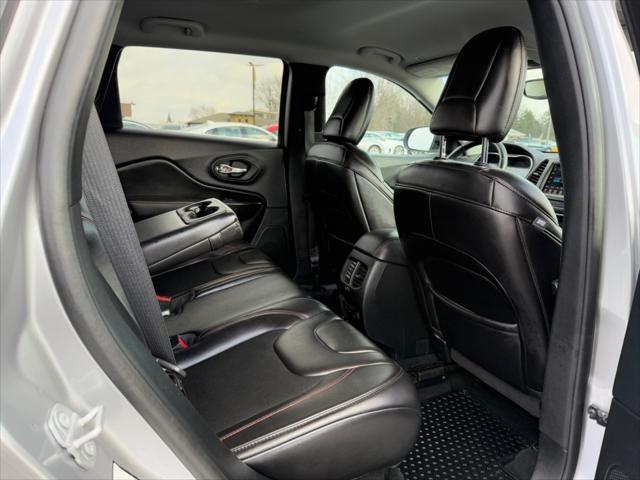 used 2019 Jeep Cherokee car, priced at $18,981