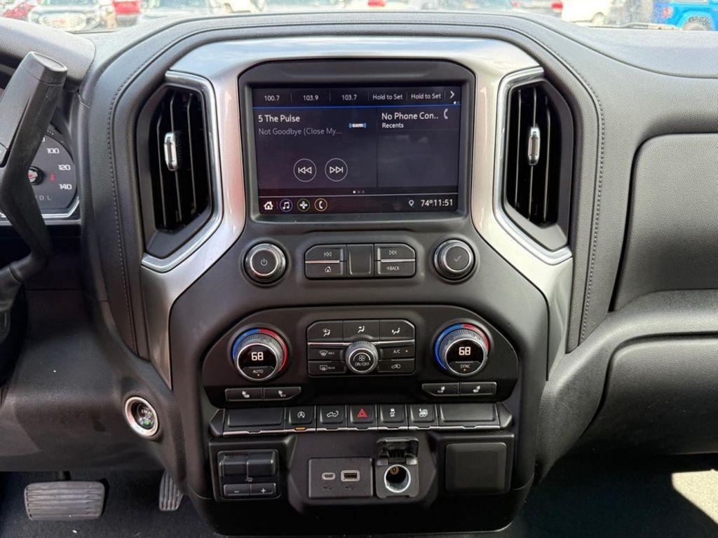 used 2021 Chevrolet Silverado 1500 car, priced at $29,952