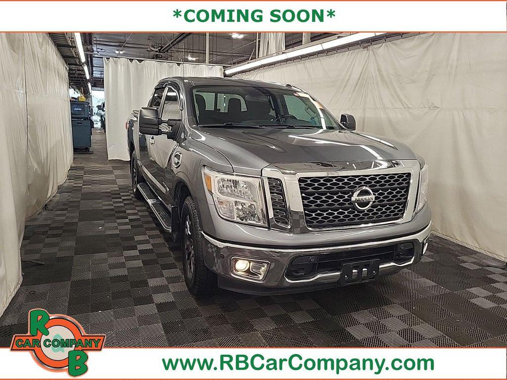 used 2017 Nissan Titan car