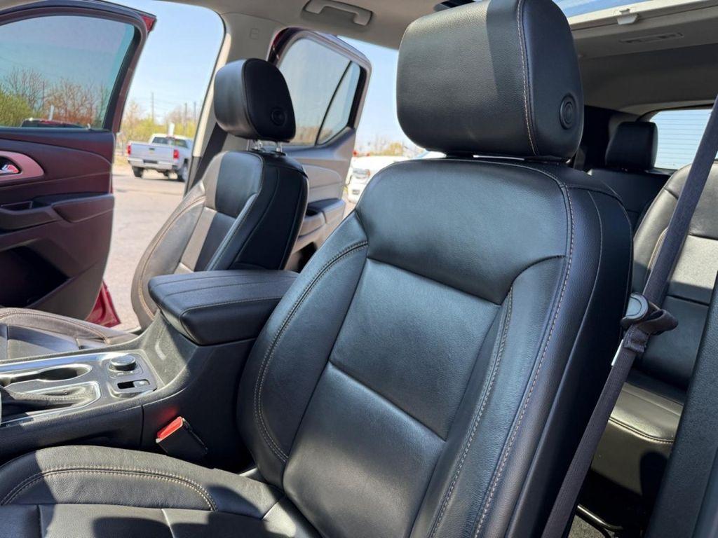 used 2020 Chevrolet Traverse car, priced at $20,995