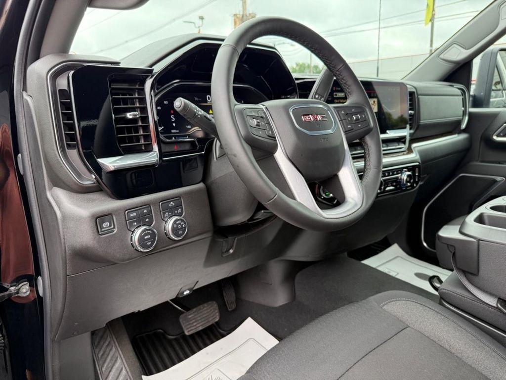 used 2025 GMC Sierra 2500 car, priced at $58,900