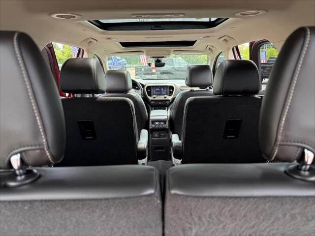 used 2021 GMC Acadia car, priced at $25,995