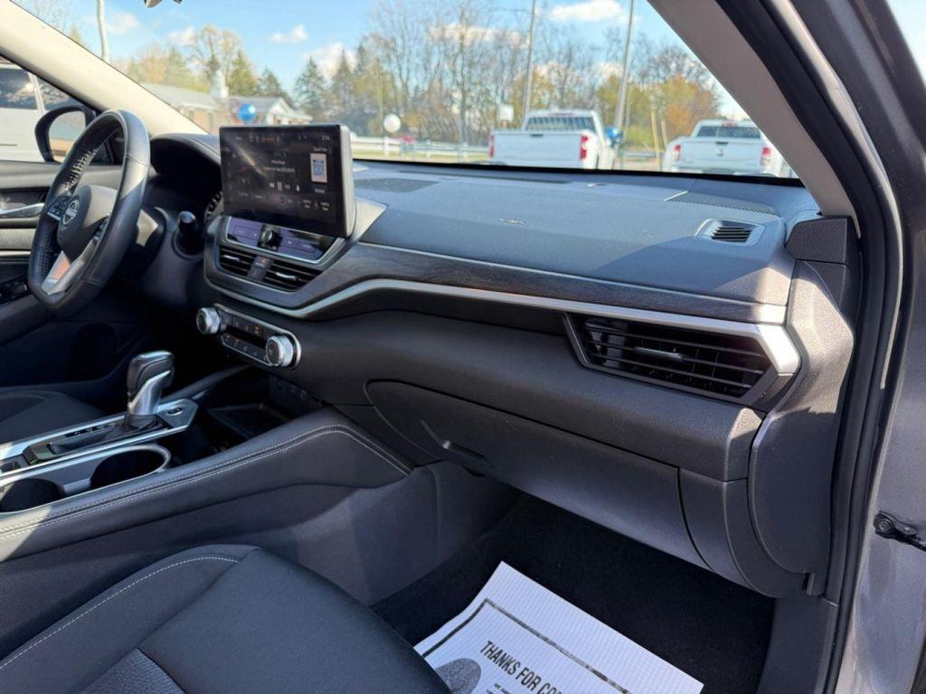 used 2023 Nissan Altima car, priced at $22,880