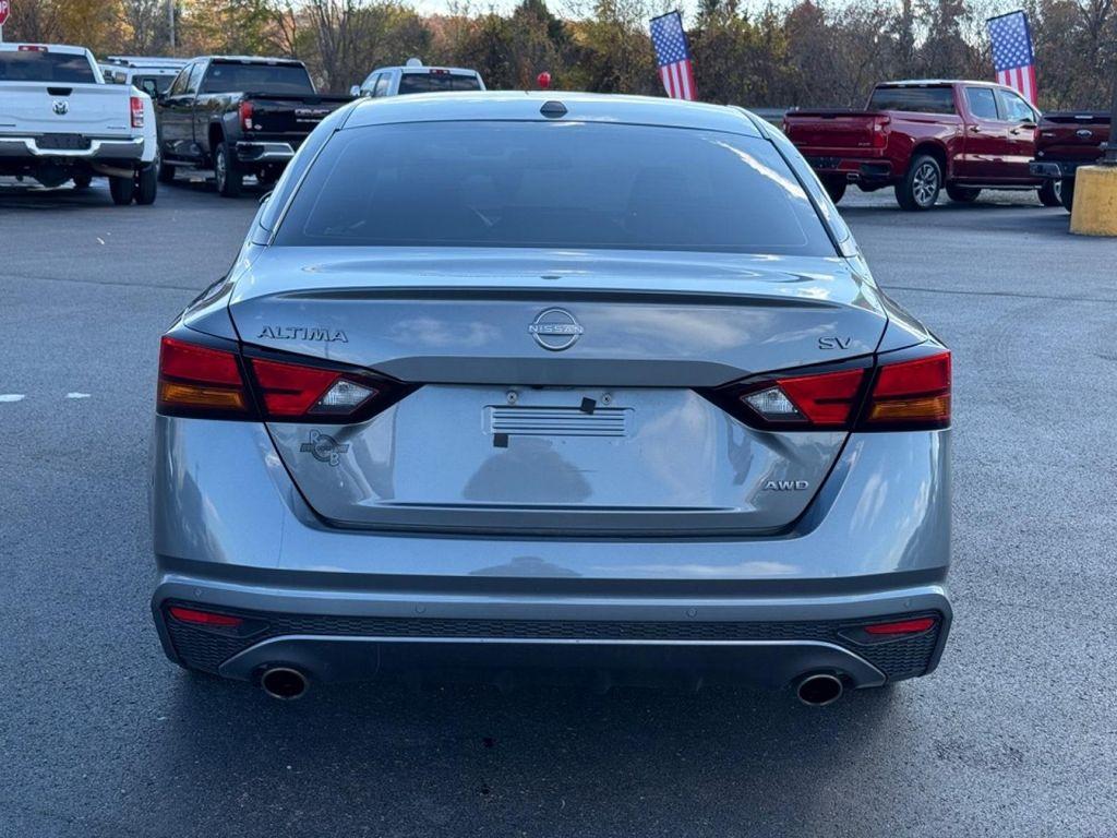 used 2023 Nissan Altima car, priced at $22,880