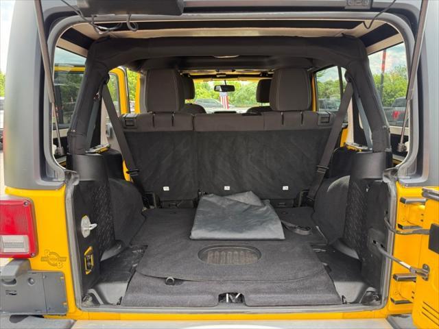 used 2015 Jeep Wrangler Unlimited car, priced at $17,900
