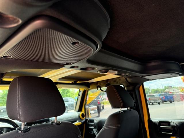 used 2015 Jeep Wrangler Unlimited car, priced at $17,900