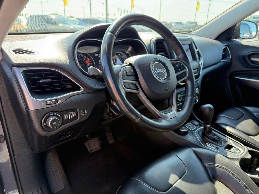 used 2019 Jeep Cherokee car, priced at $16,995