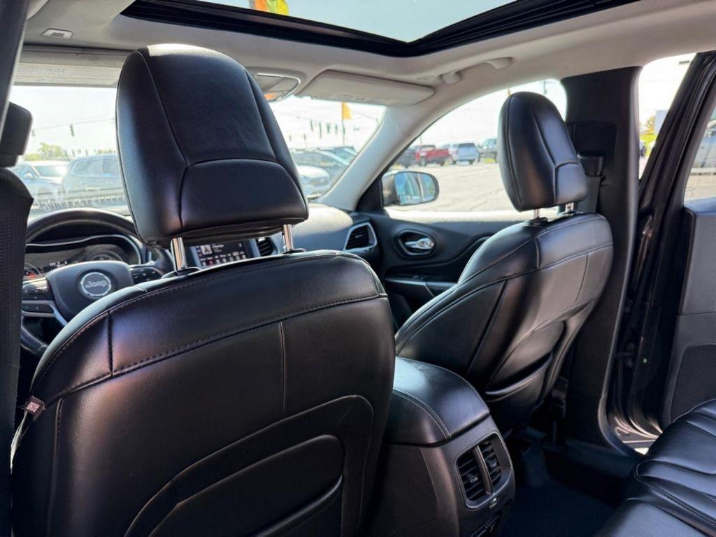 used 2019 Jeep Cherokee car, priced at $16,995