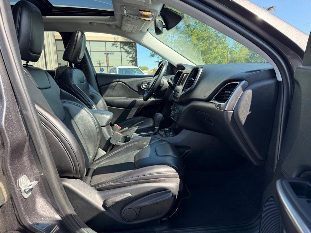 used 2019 Jeep Cherokee car, priced at $16,995