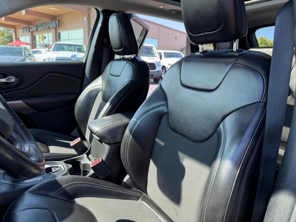 used 2019 Jeep Cherokee car, priced at $16,995