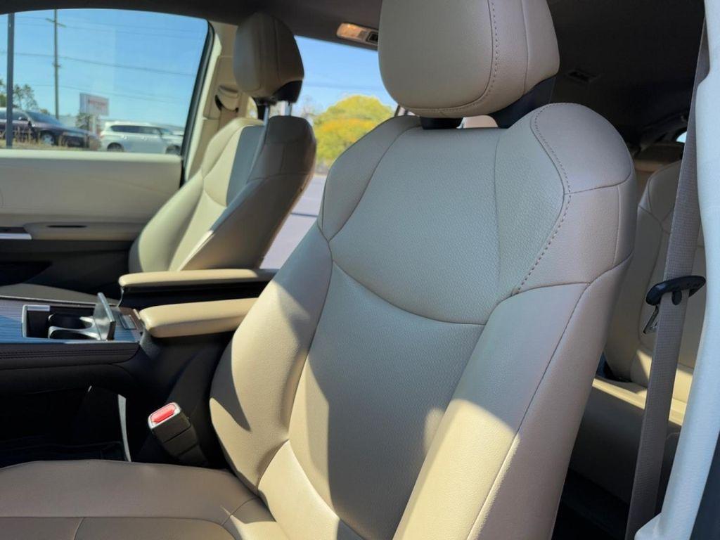 used 2023 Toyota Sienna car, priced at $33,995