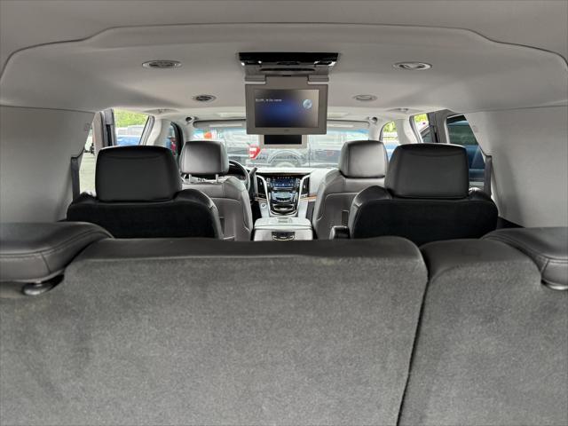 used 2019 Cadillac Escalade ESV car, priced at $32,985