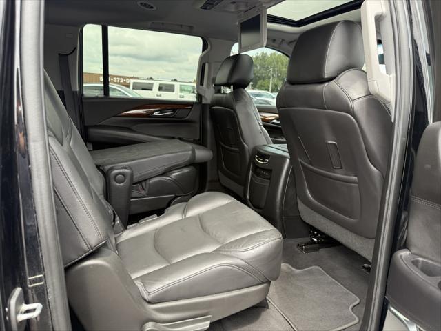 used 2019 Cadillac Escalade ESV car, priced at $32,985