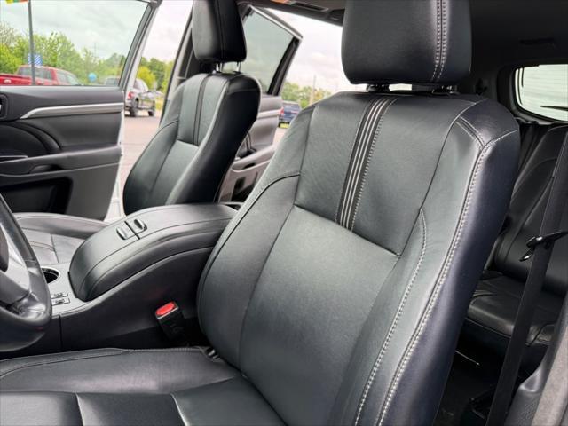 used 2017 Toyota Highlander car, priced at $22,980
