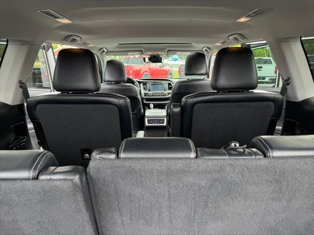 used 2017 Toyota Highlander car, priced at $22,980
