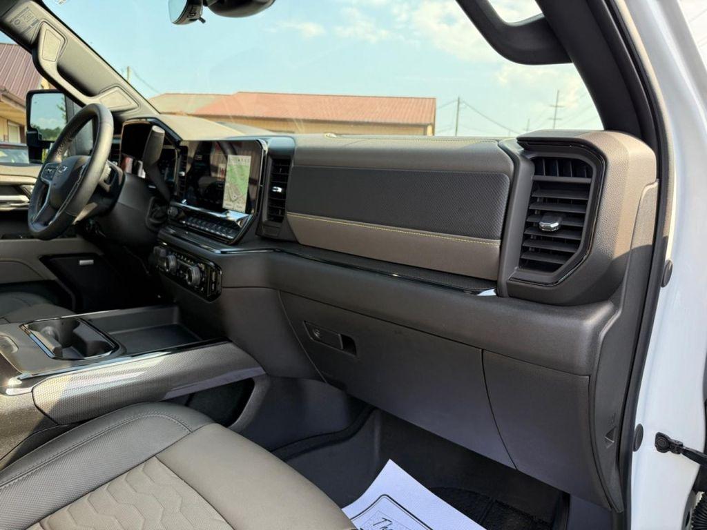 used 2025 Chevrolet Silverado 2500 car, priced at $79,988