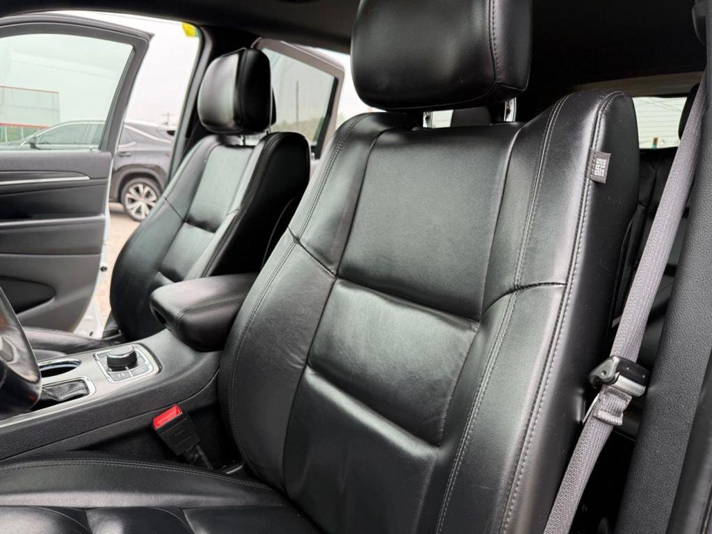used 2022 Jeep Grand Cherokee car, priced at $28,480
