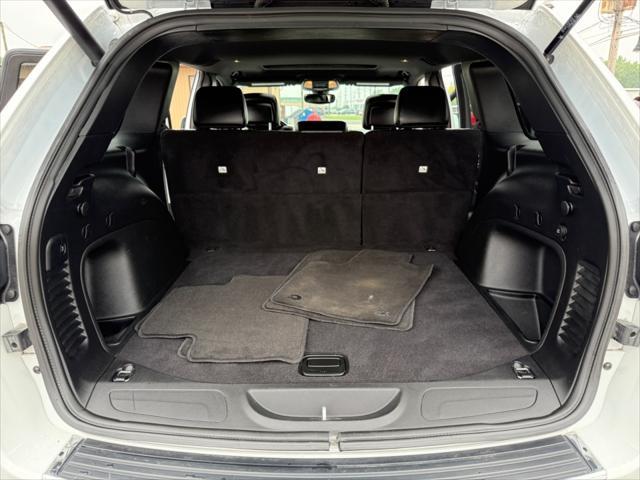 used 2022 Jeep Grand Cherokee car, priced at $28,480