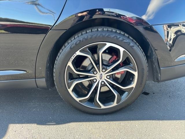 used 2016 Ford Taurus car