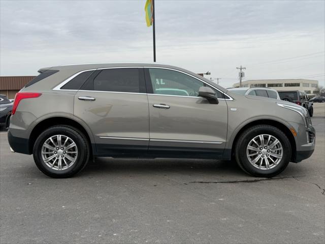 used 2017 Cadillac XT5 car, priced at $19,735