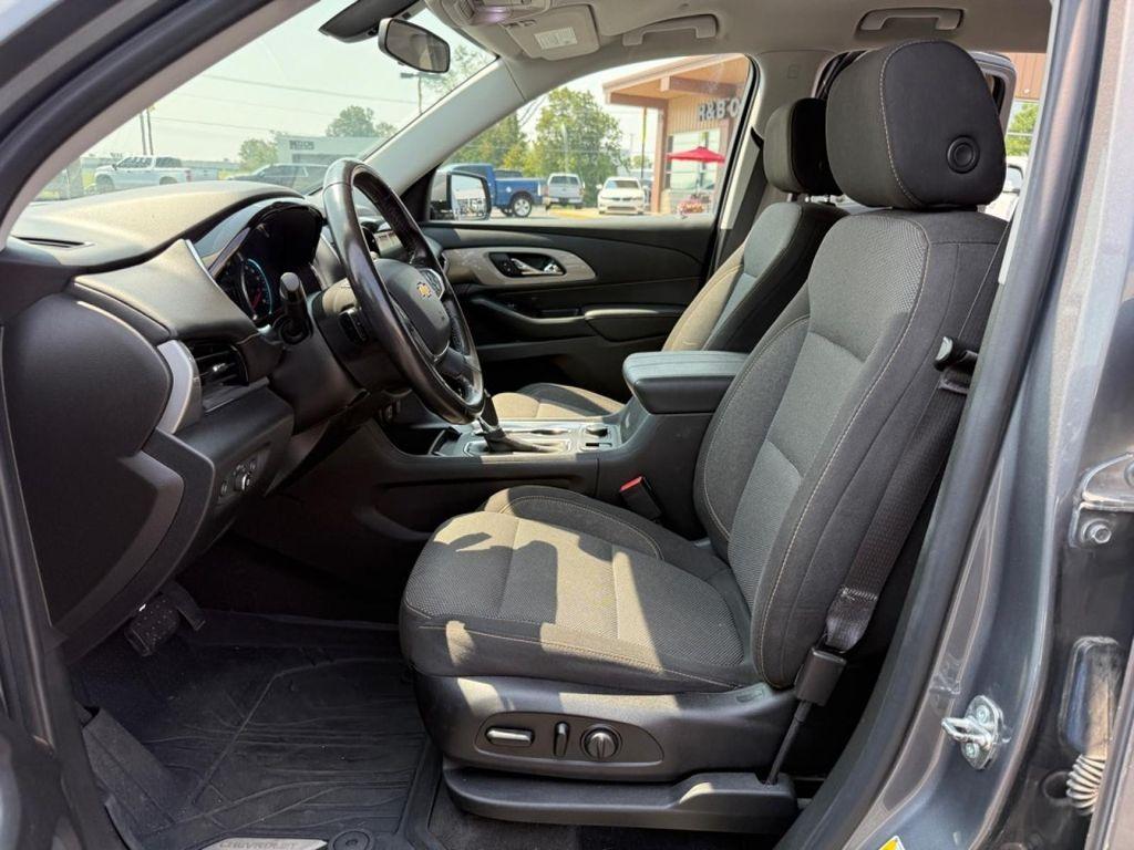 used 2019 Chevrolet Traverse car, priced at $16,425