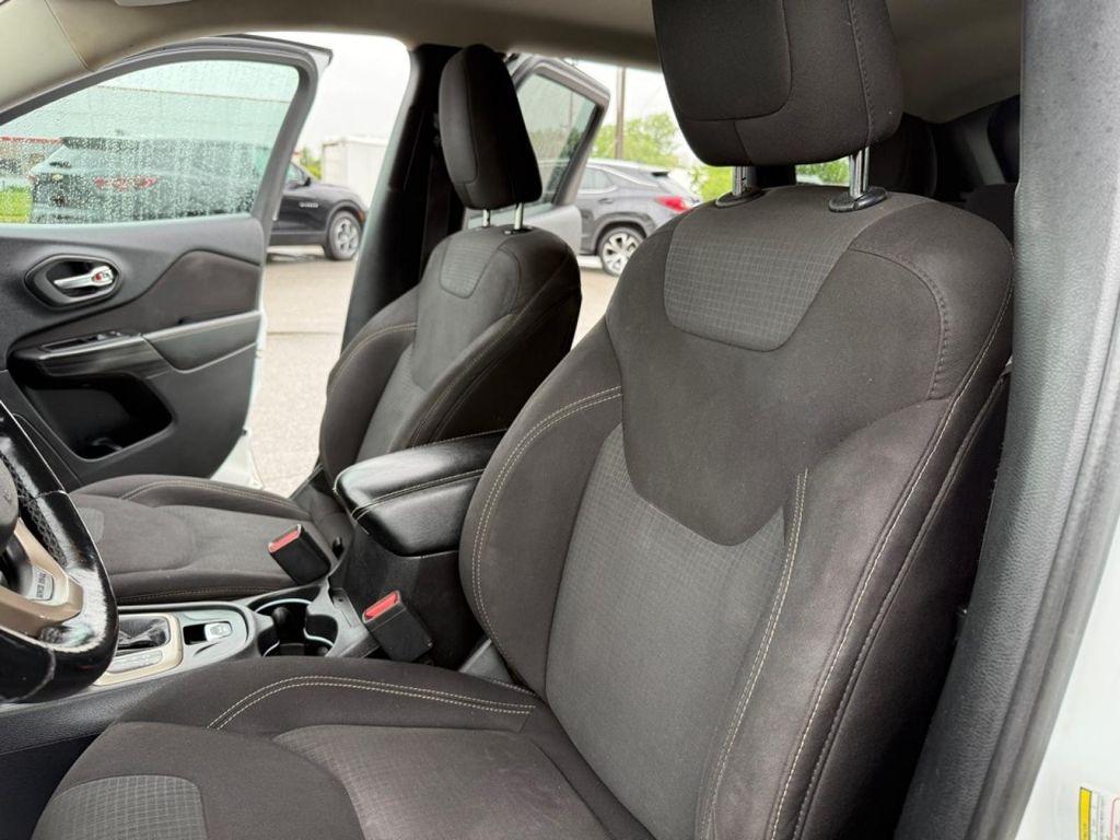 used 2017 Jeep Cherokee car, priced at $15,288