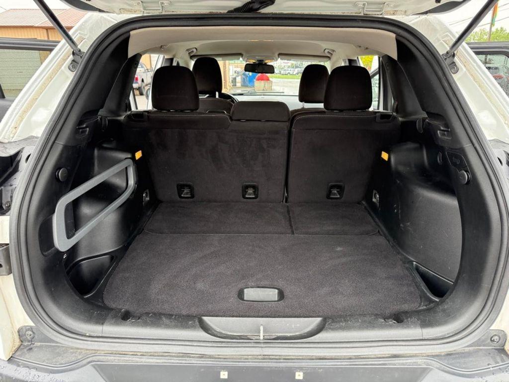 used 2017 Jeep Cherokee car, priced at $15,288