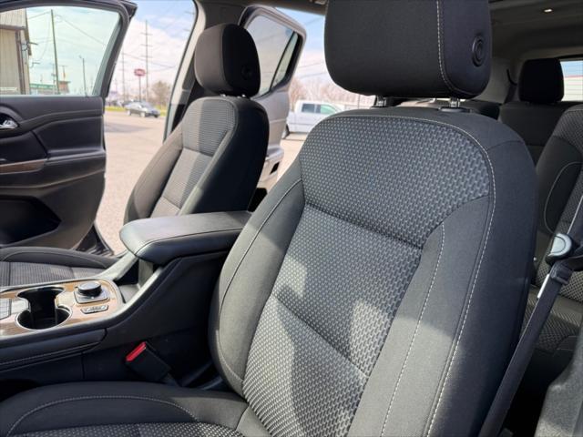 used 2021 GMC Acadia car, priced at $23,080