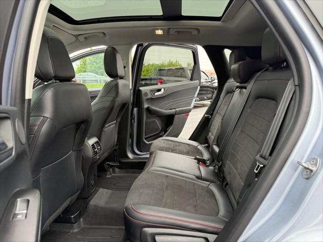 used 2022 Ford Escape car, priced at $25,680