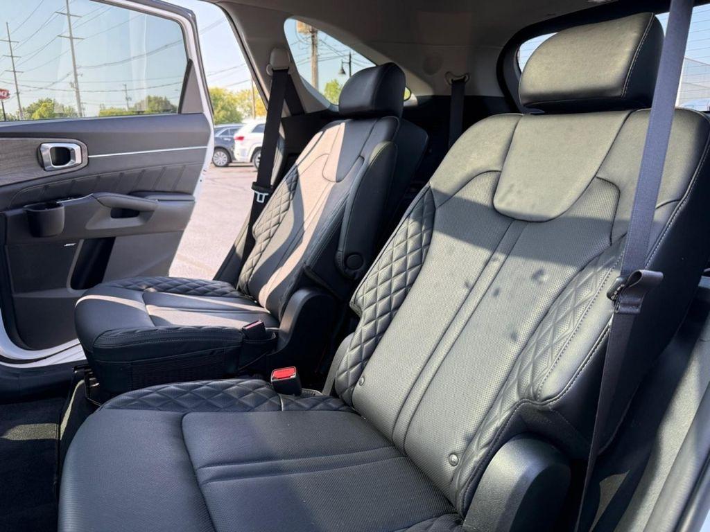 used 2022 Kia Sorento car, priced at $32,455