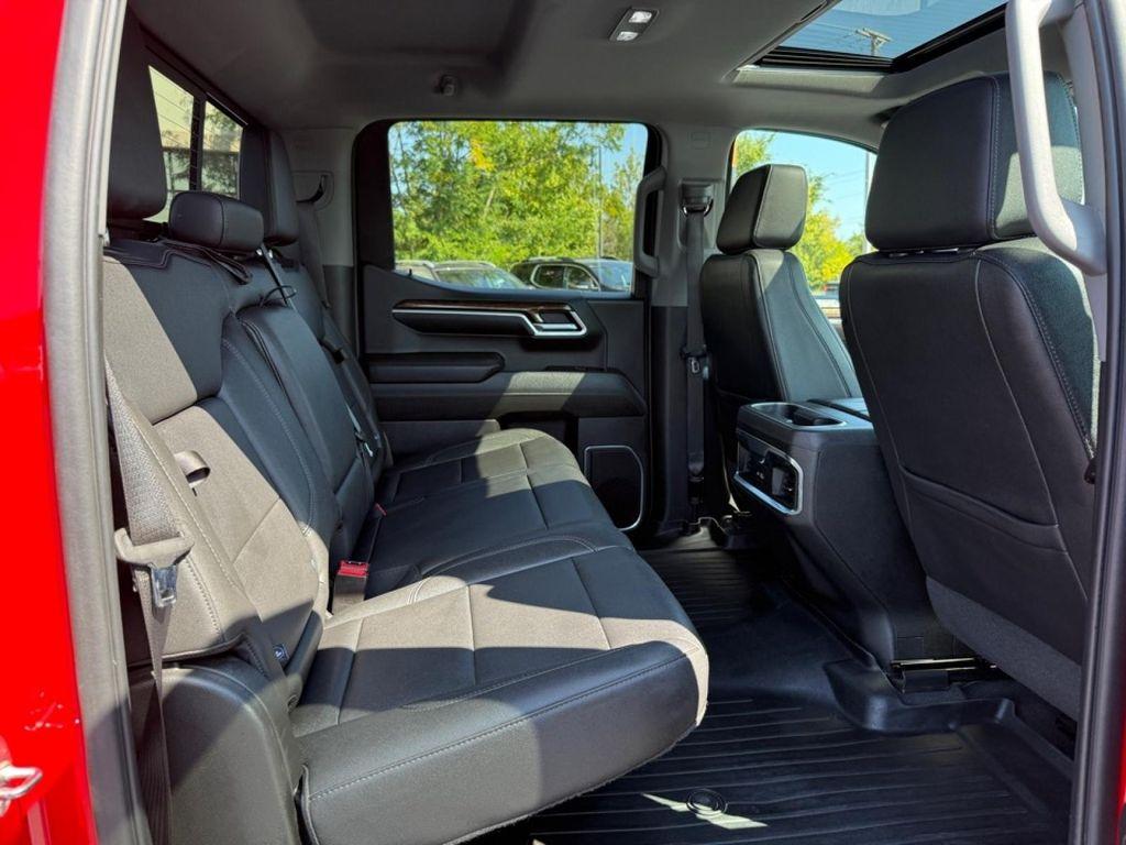 used 2022 GMC Sierra 1500 car, priced at $45,388