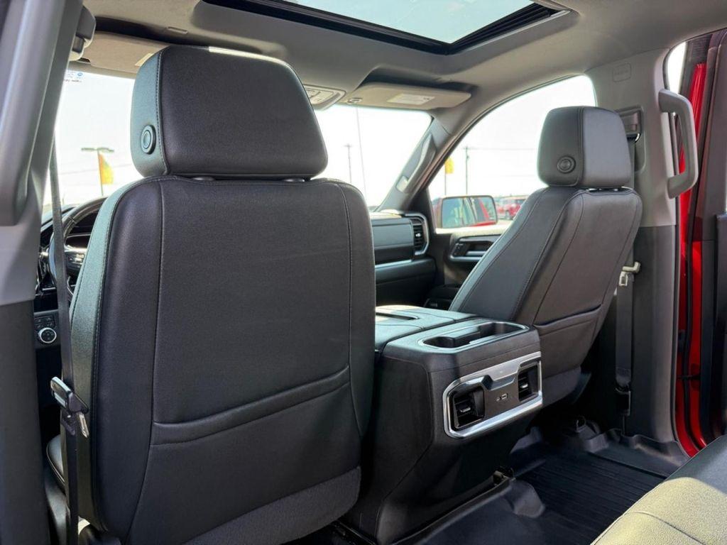 used 2022 GMC Sierra 1500 car, priced at $45,388