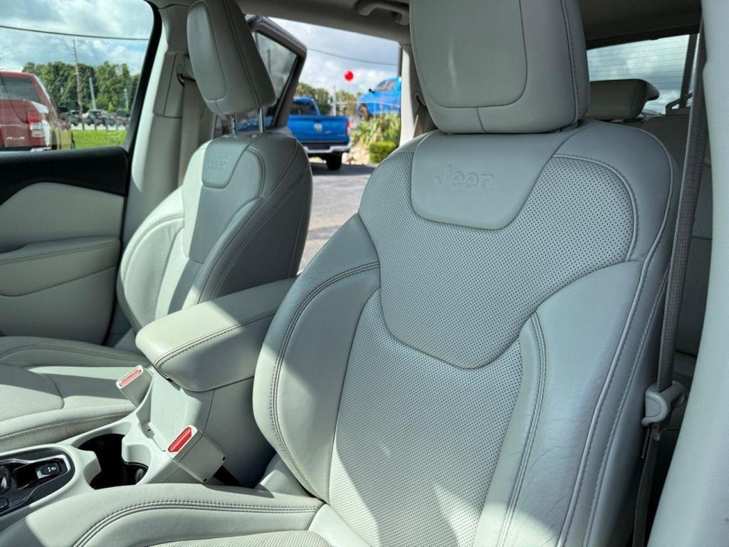 used 2020 Jeep Cherokee car, priced at $14,572