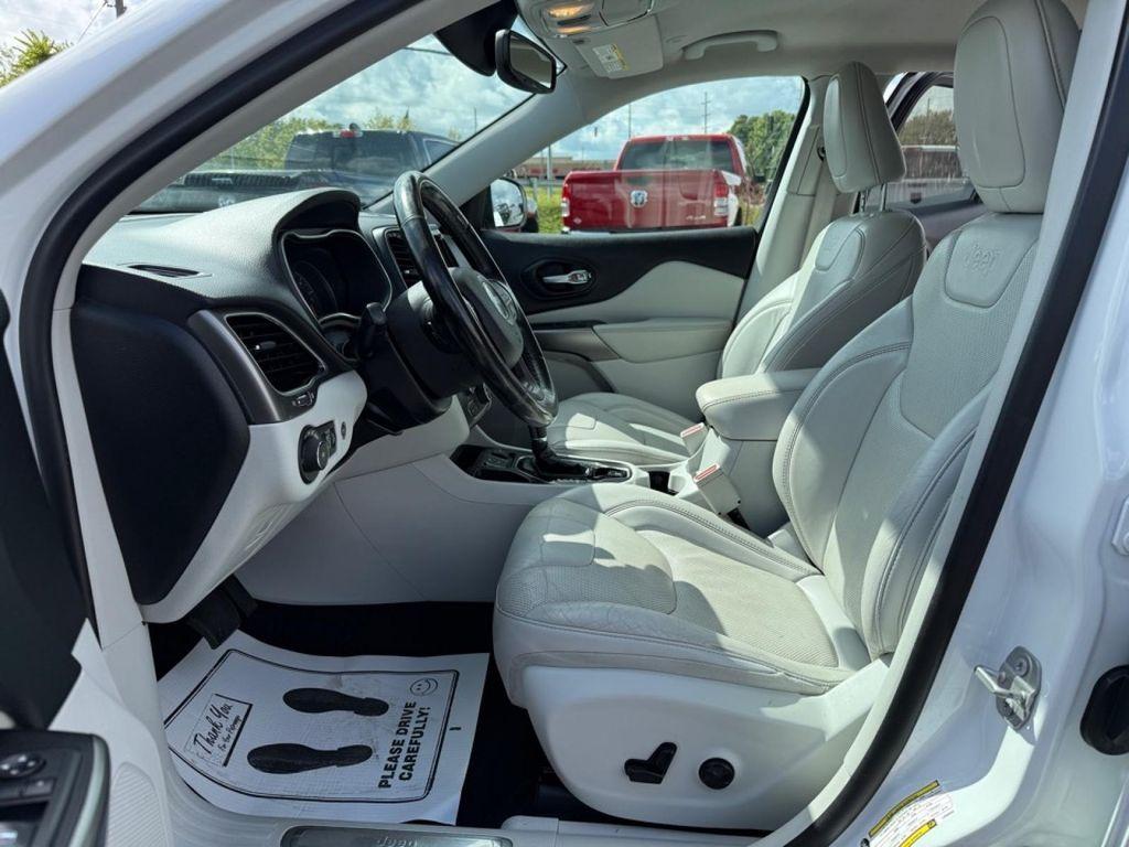 used 2020 Jeep Cherokee car, priced at $14,572