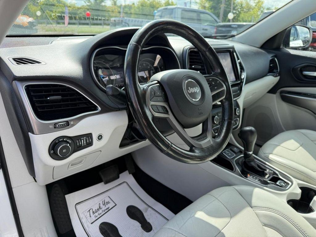 used 2020 Jeep Cherokee car, priced at $14,572