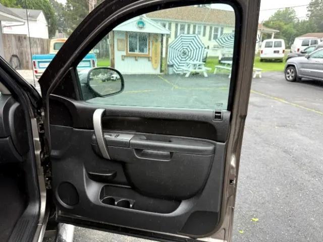 used 2012 Chevrolet Silverado 1500 car, priced at $11,998