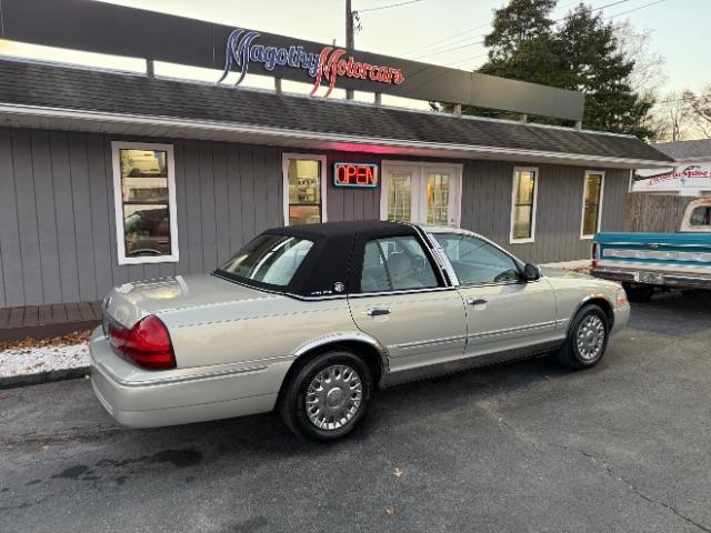 used 2004 Mercury Grand Marquis car, priced at $11,998