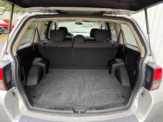 used 2011 Mitsubishi Endeavor car, priced at $8,998