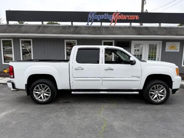 used 2011 GMC Sierra 1500 car, priced at $16,998