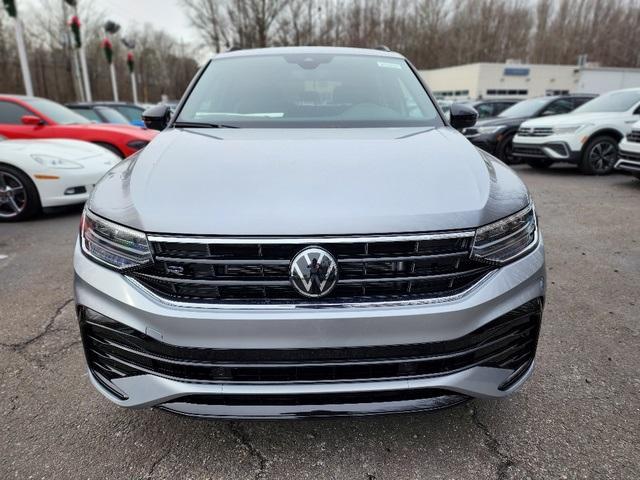 new 2024 Volkswagen Tiguan car, priced at $38,379