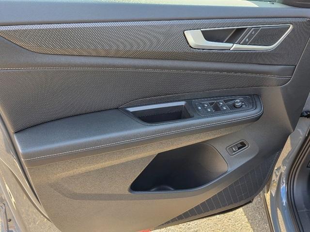 new 2026 Volkswagen Atlas Cross Sport car, priced at $51,951