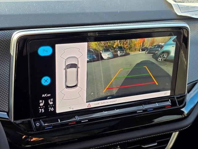 new 2026 Volkswagen Atlas Cross Sport car, priced at $51,951