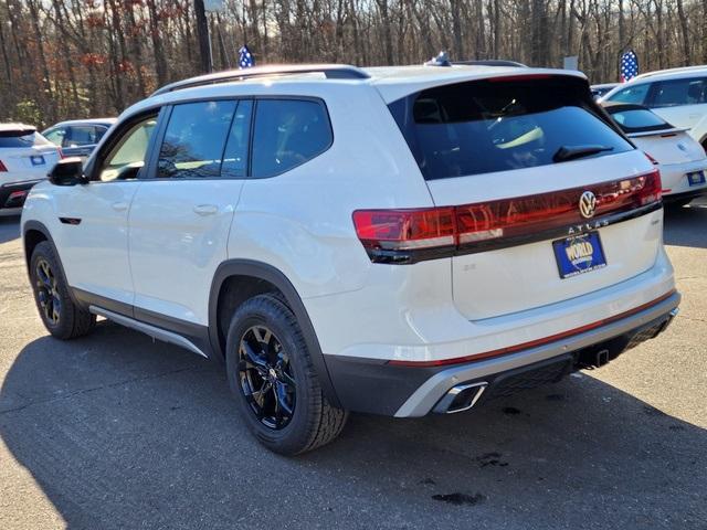 new 2025 Volkswagen Atlas car, priced at $49,181